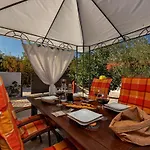 Melita - Heated Pool, Speed Internet Within Nature Park Ferienhaus Zagvozd