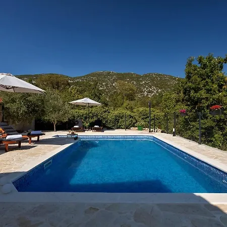 Melita - Heated Pool, Speed Internet Within Nature Park Nyaraló