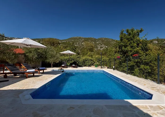 Melita - Heated Pool, Speed Internet Within Nature Park 別荘