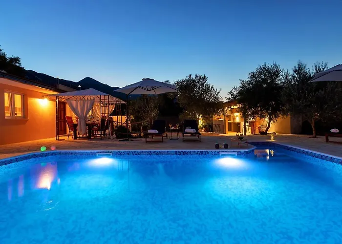 Melita - Heated Pool, Speed Internet Within Nature Park *
