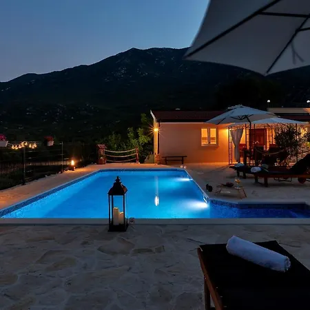 Melita - Heated Pool, Speed Internet Within Nature Park