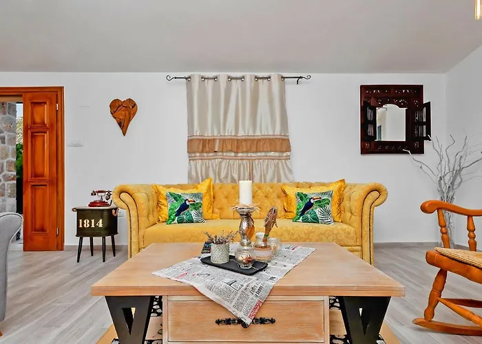 Melita - Heated Pool, Speed Internet Within Nature Park *